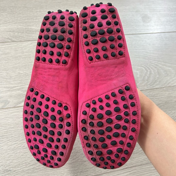 Tod’s Gommino Pink Suede Loafer Slip On Flat Shoes - Picture 10 of 14